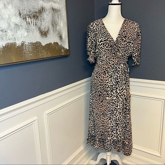 Faithfull The Brand Abbey Midi Wrap Dress - Picture 5 of 14